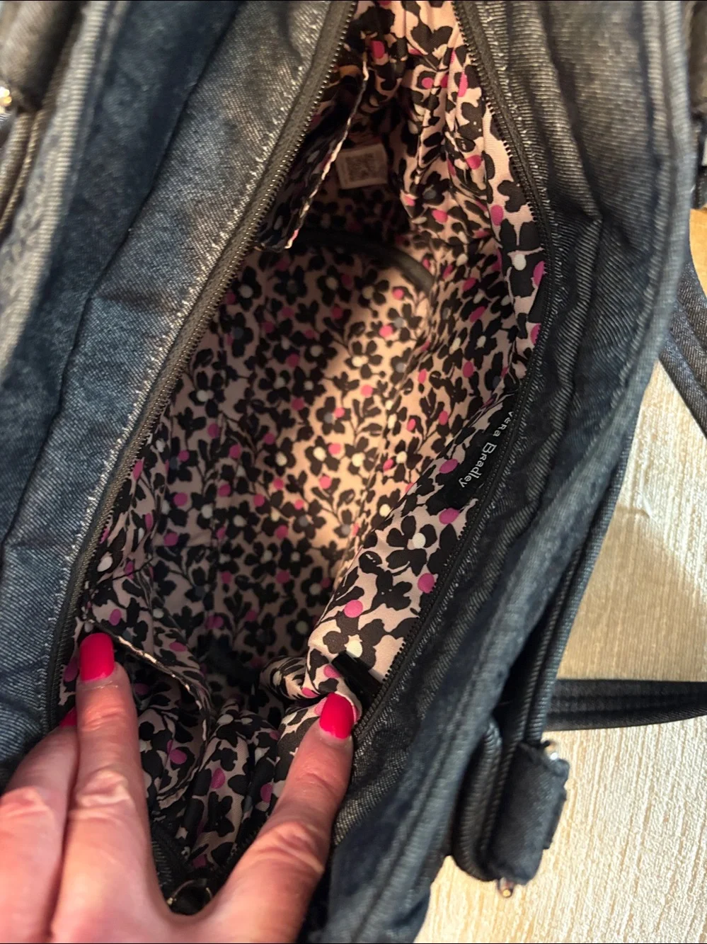 Vera Bradley Black Quilted Shoulder Tote - Picture 10 of 12